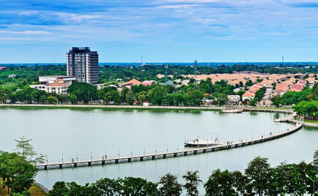 Qbix Hotel Khon Kaen Exterior photo