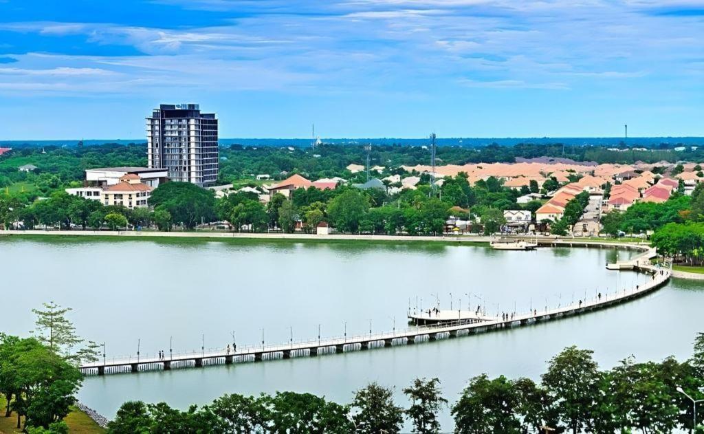 Qbix Hotel Khon Kaen Exterior photo